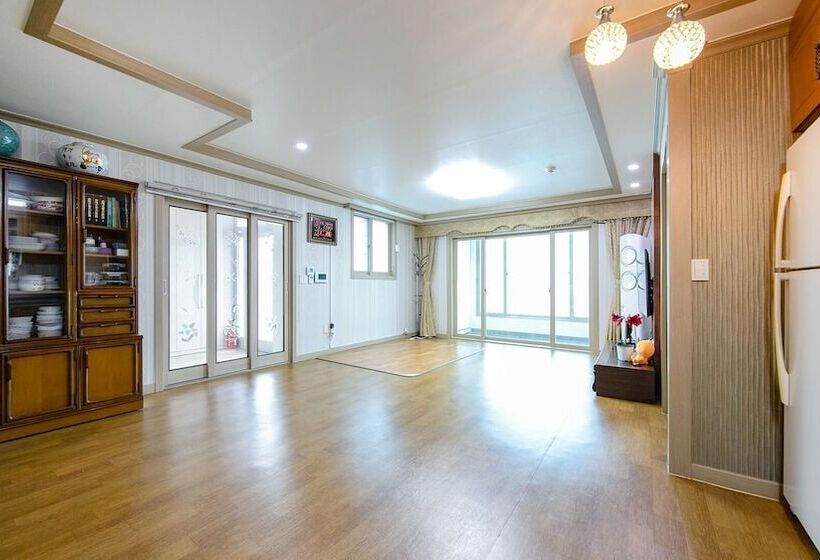 Samcheok Eoulim Pension