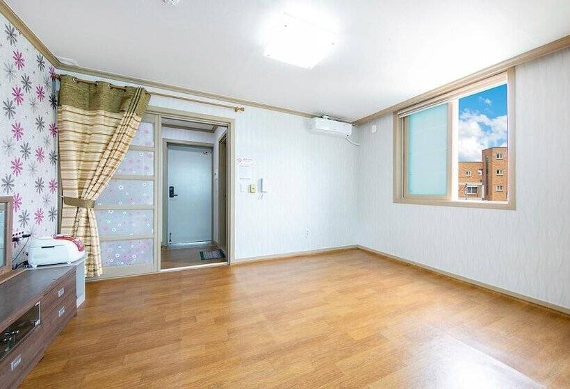 Samcheok Eoulim Pension