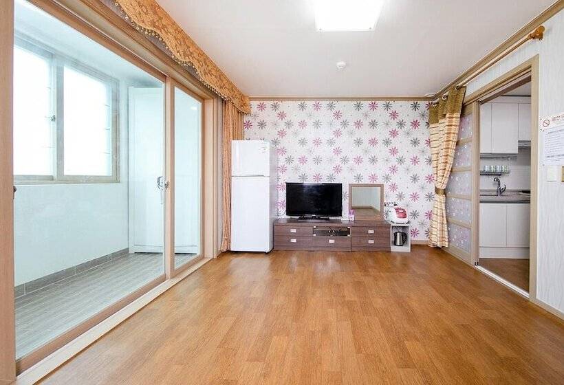 Samcheok Eoulim Pension