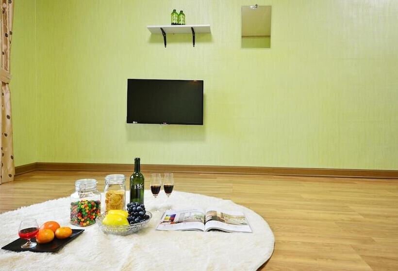 Samcheok Jangho Sanho Pension