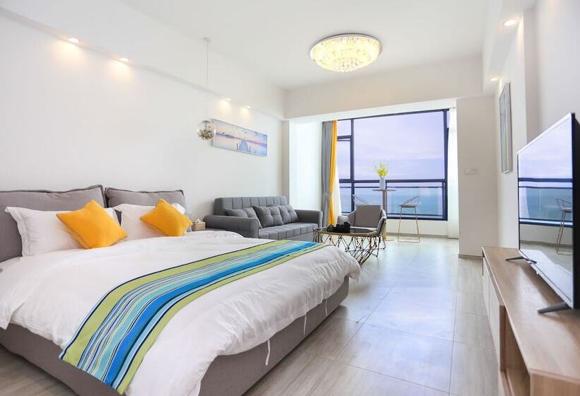 Seacliff Apartment