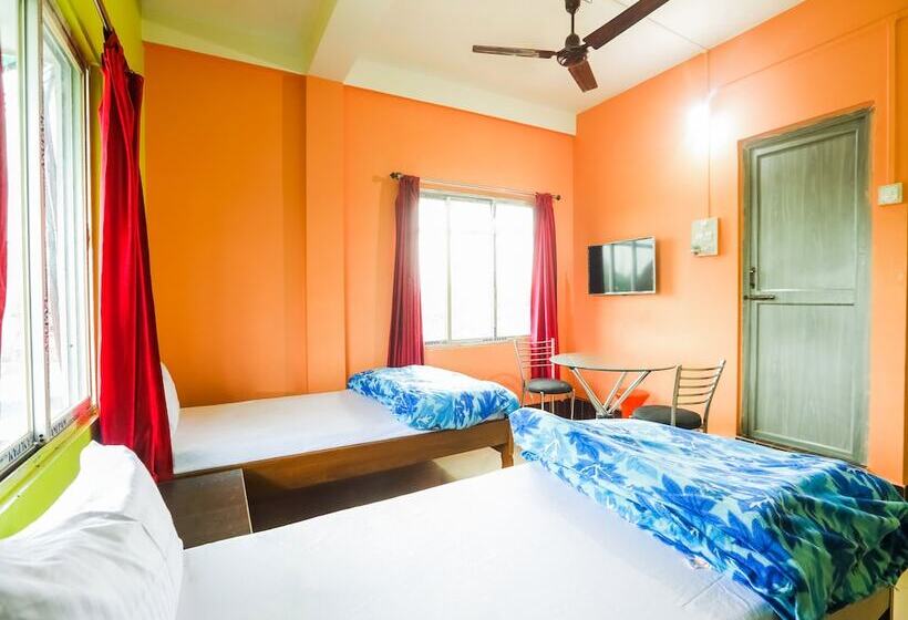 Spot On 47105 Hotel Hornbill