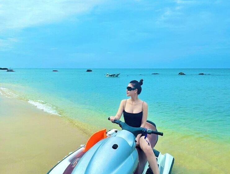 Vida Loca Sunset Beach Resort