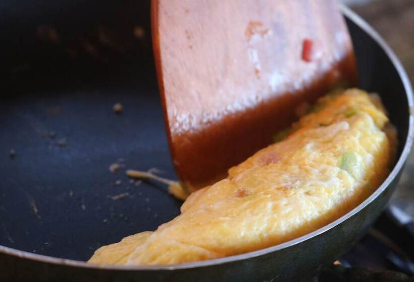 Vida Loca Sunset Beach Resort