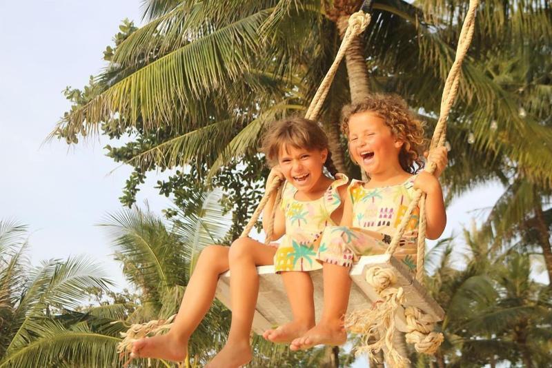 Vida Loca Sunset Beach Resort