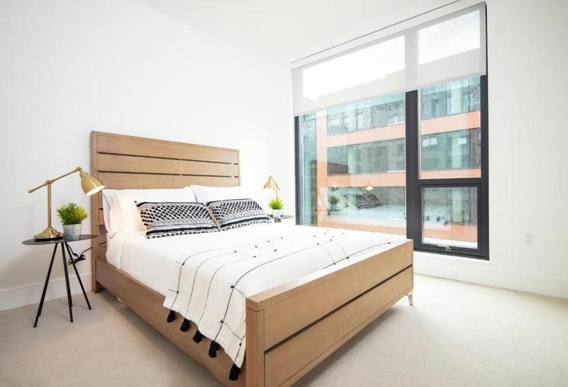 فندق Why Tysons Corner  Luxe Suites Greensboro Dr