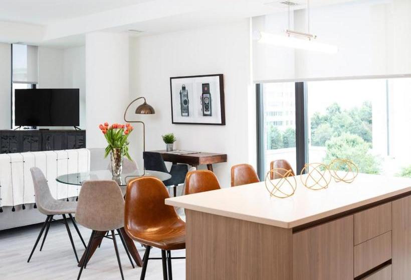 فندق Why Tysons Corner  Luxe Suites Greensboro Dr