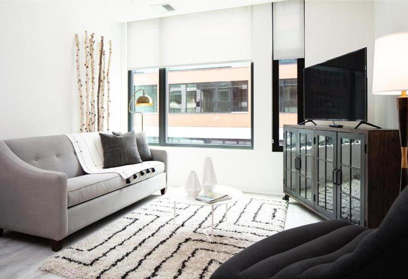 فندق Why Tysons Corner  Luxe Suites Greensboro Dr