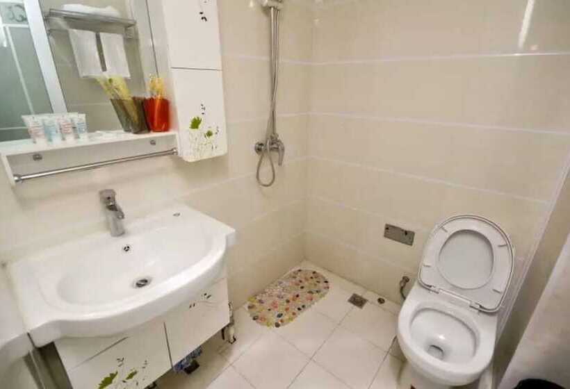 Yi Xin Apartment Hostel