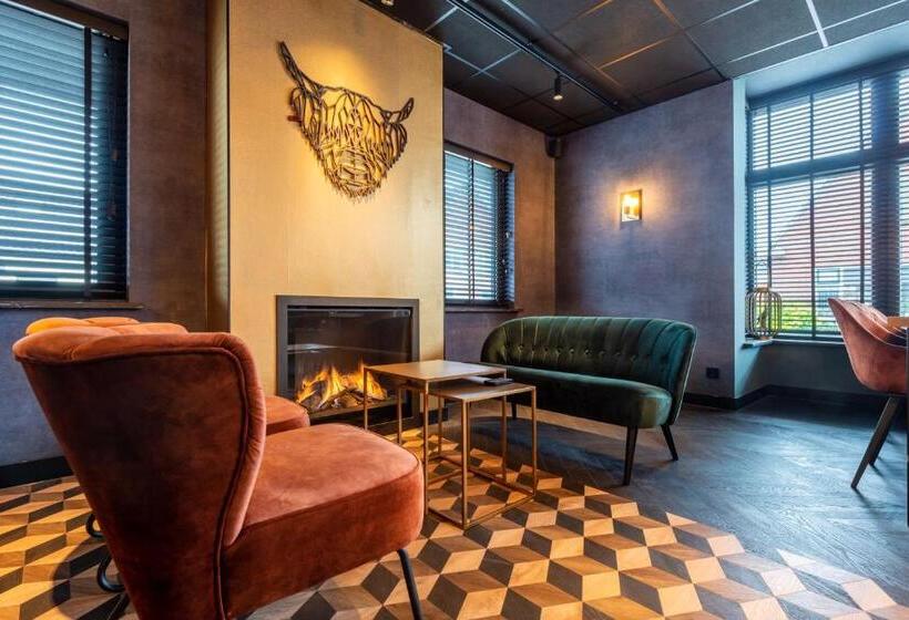 Отель Appartementen Klaver Vier