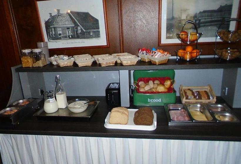 호텔 De Vriezerbrug