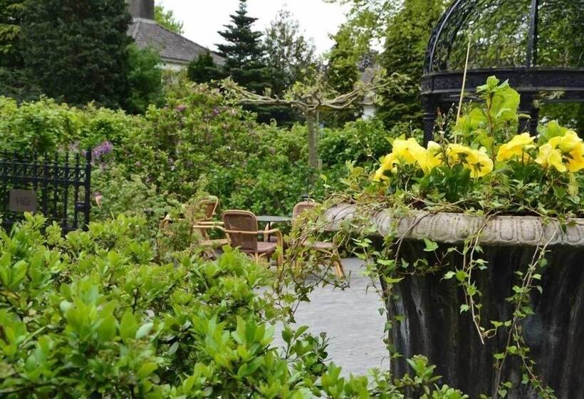 בית מלון כפרי Garni Villa Arrisja