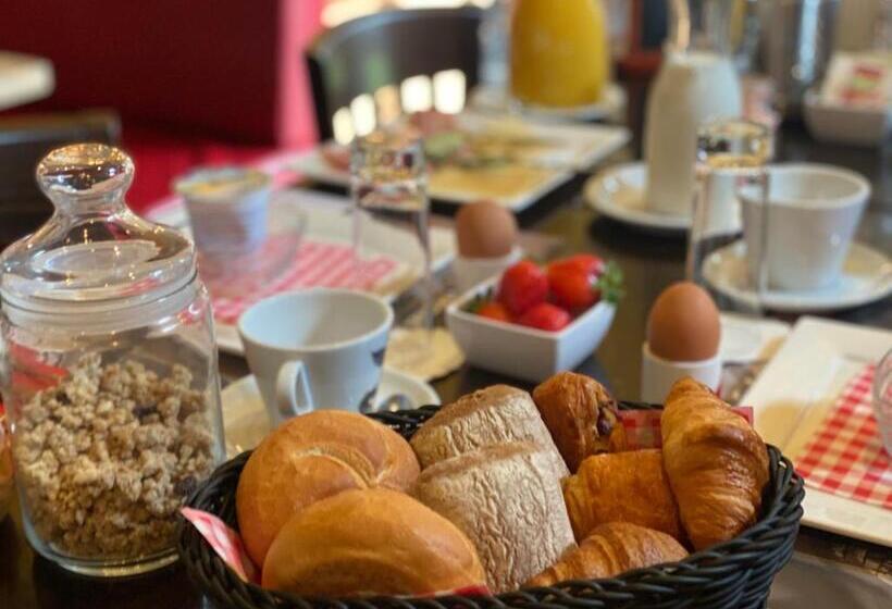 هتل Herberg De Brabantse Kluis