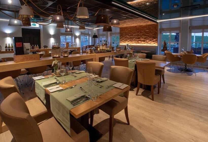 酒店 Restaurant Termunterzijl