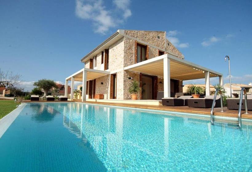 Villa Barcares Gran For 10, Pool, Gym And Close To Beach