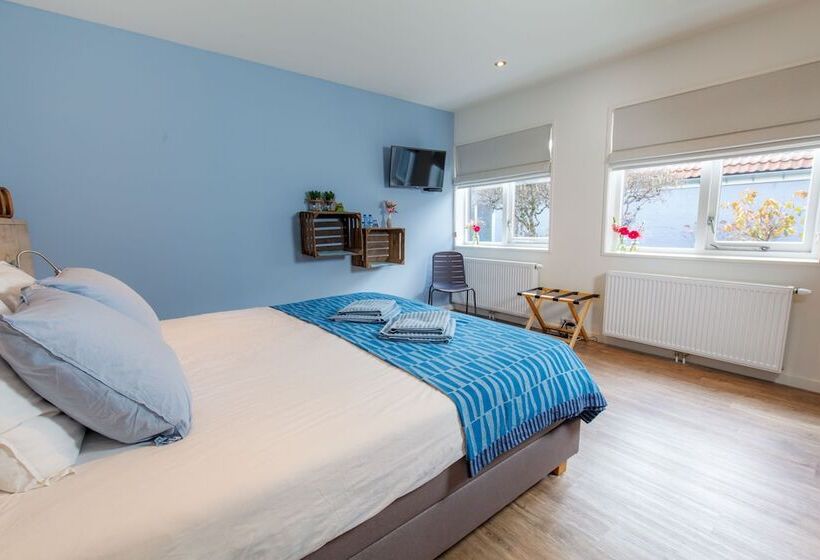 住宿加早餐  Mid83