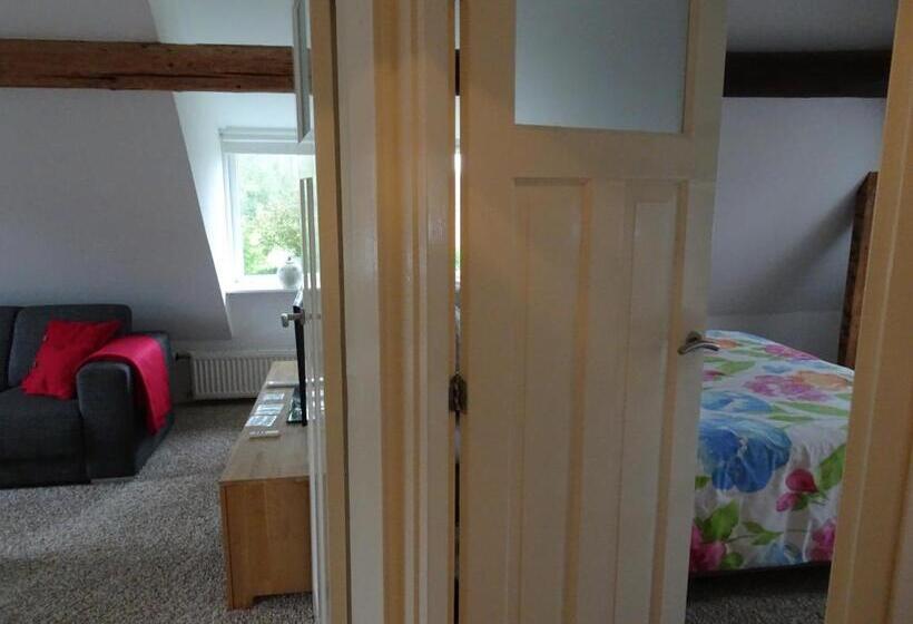 住宿加早餐  Rêst En Romte