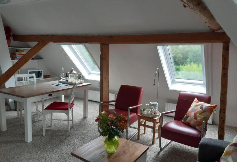 住宿加早餐  Rêst En Romte