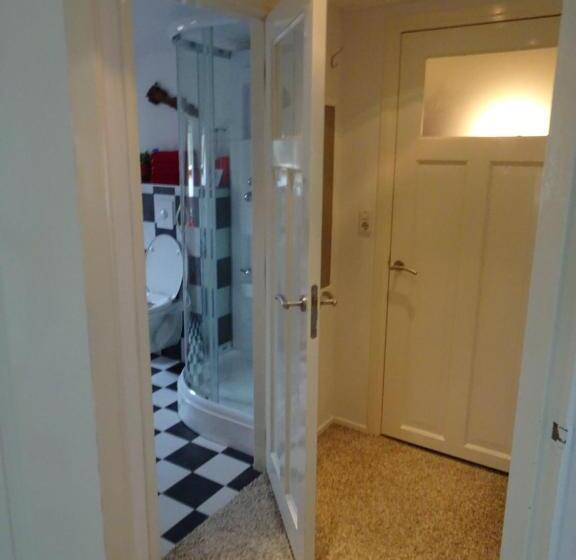 住宿加早餐  Rêst En Romte