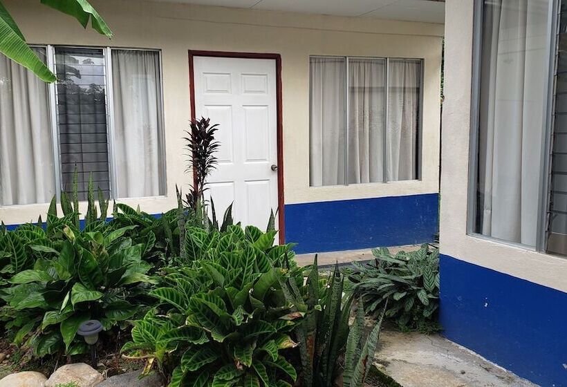 مبيت وإفطار Saltish Hotel & Villas