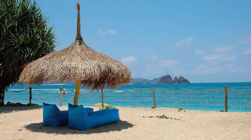 مبيت وإفطار Segara Lombok Beach Resort