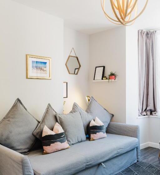 Design Suites Lytham