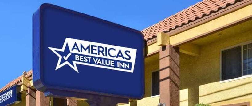 هتل Americas Best Value Inn & Suites Forsyth
