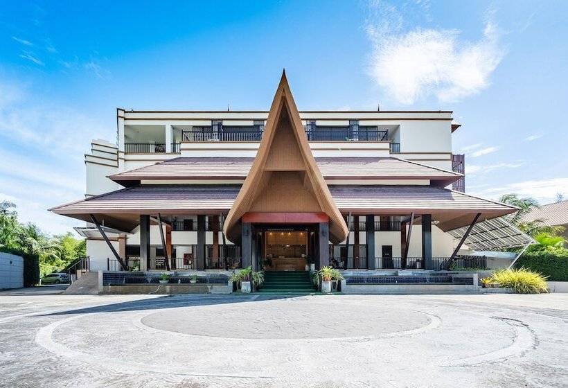 בית מלון כפרי Coco Phuket Bangtao Beach