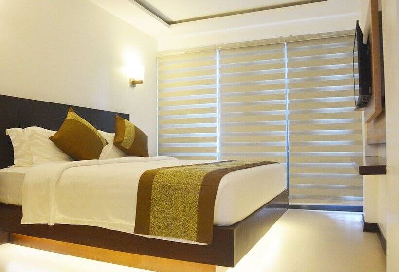 فندق Commander Suites De Boracay