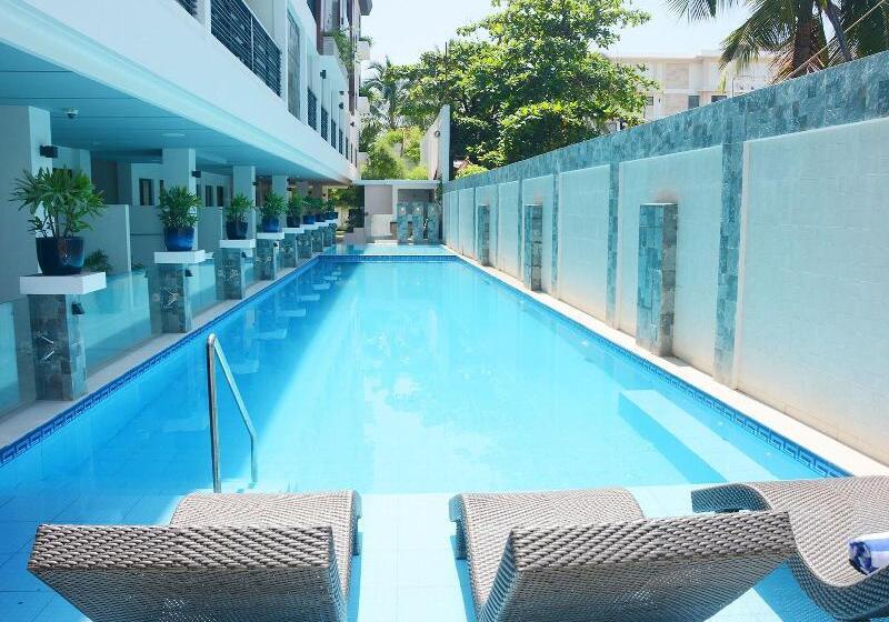 فندق Commander Suites De Boracay