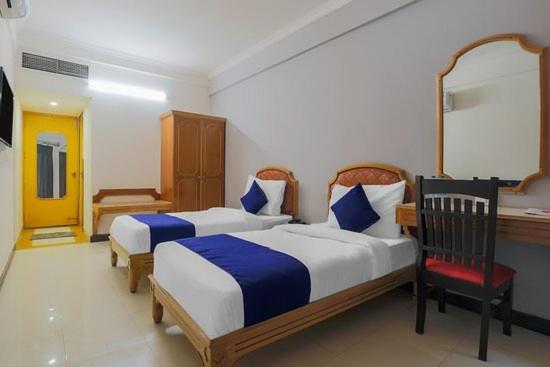 בית מלון כפרי Ct Lite Madhuvan Vrindavan