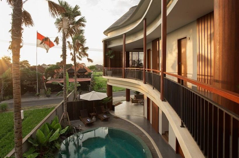 فندق Curve House Umalas