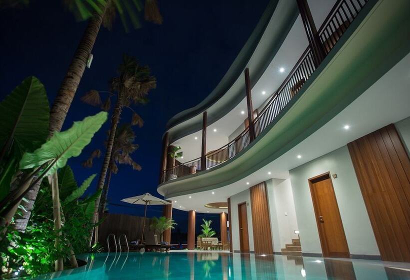 هتل Curve House Umalas