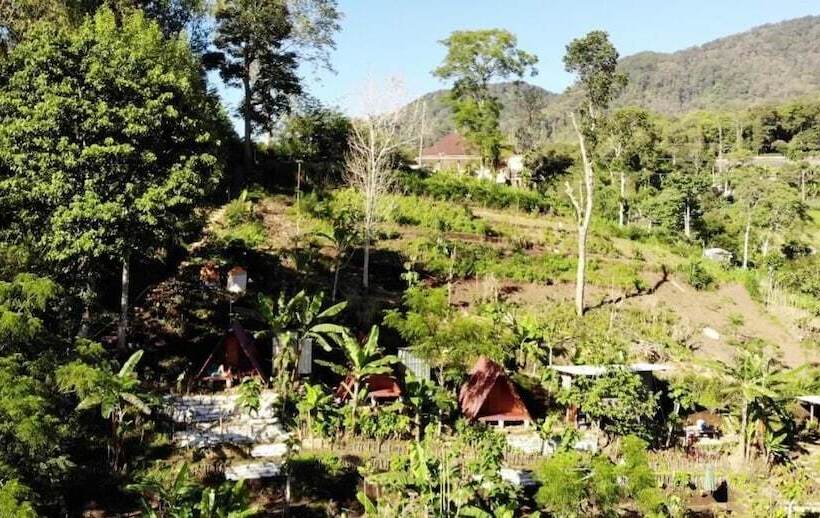 בית מלון כפרי Ecocamp Bedugul