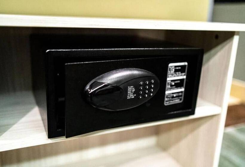 هتل Felicity Island