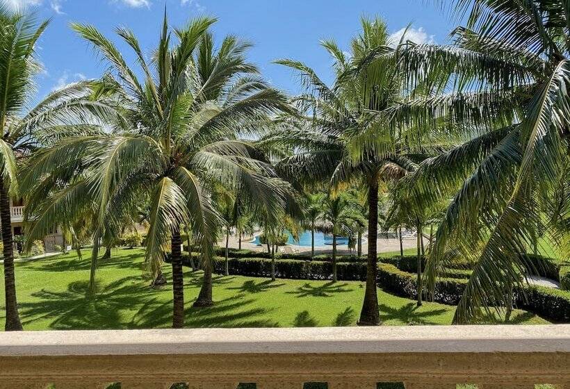هتل La Ensenada Beach Resort  All Inclusive