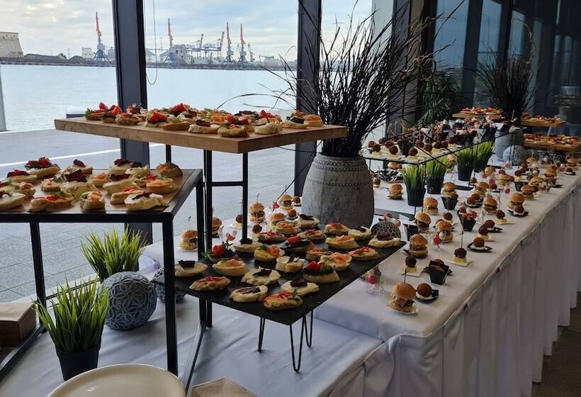 فندق Marina Burgas