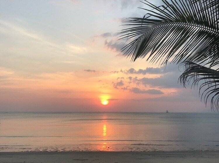 Отель O Little Tent De Koh Chang