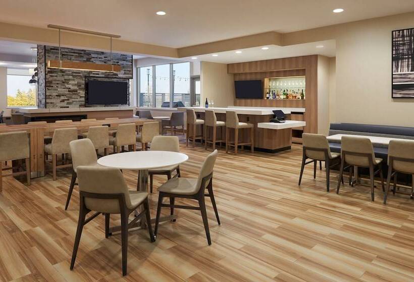 Отель Residence Inn By Marriott Toronto Mississauga Southwest