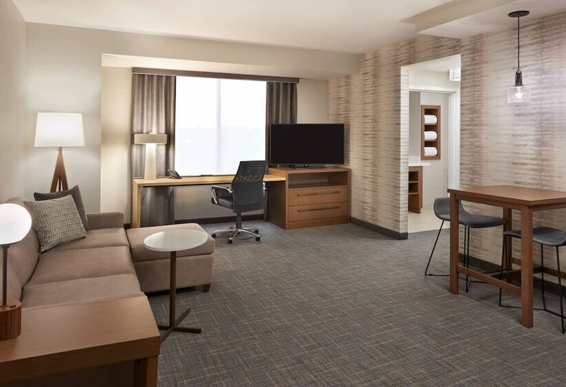 Отель Residence Inn By Marriott Toronto Mississauga Southwest