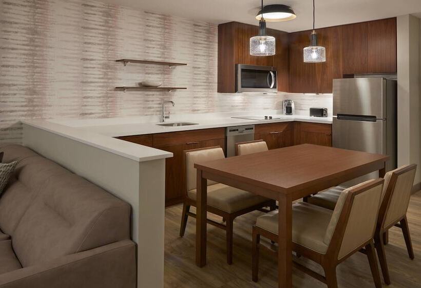 Отель Residence Inn By Marriott Toronto Mississauga Southwest