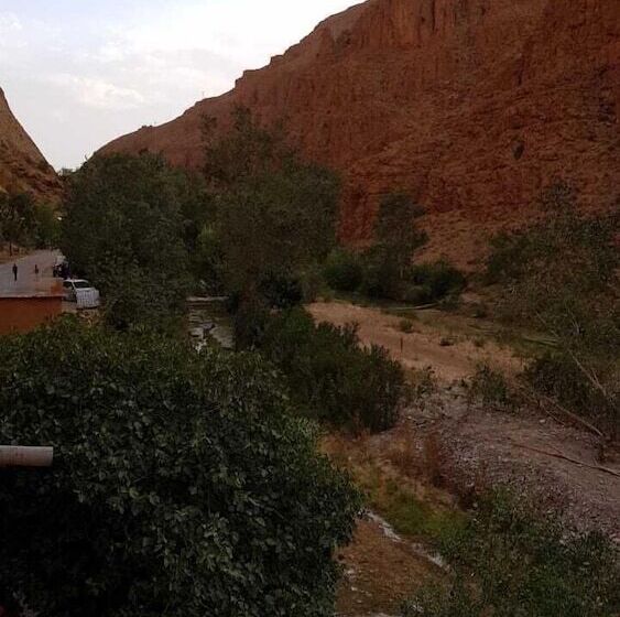 هتل Riad Atlas Berbere