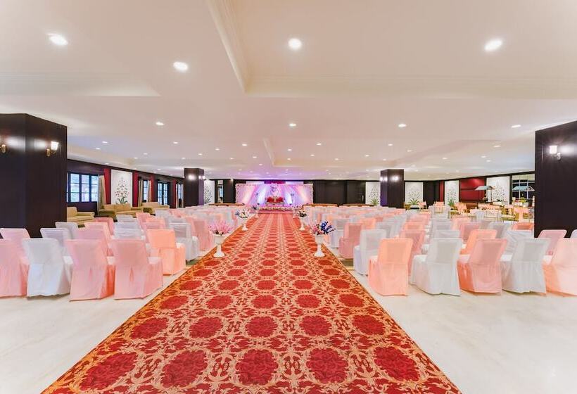 فندق Shree Vallabh Vilas Lords Plaza Nathdwara   Pure Veg