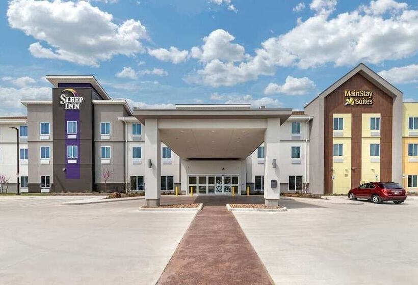 בית מלון כפרי Sleep Inn Spokane Airport