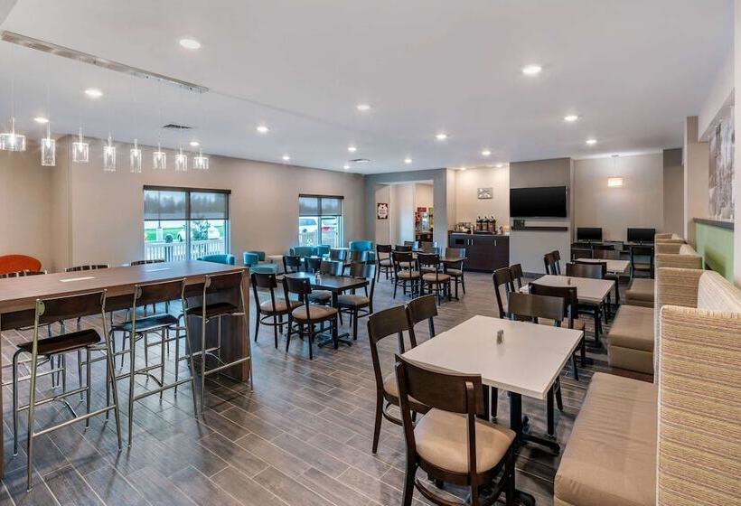 בית מלון כפרי Sleep Inn Spokane Airport