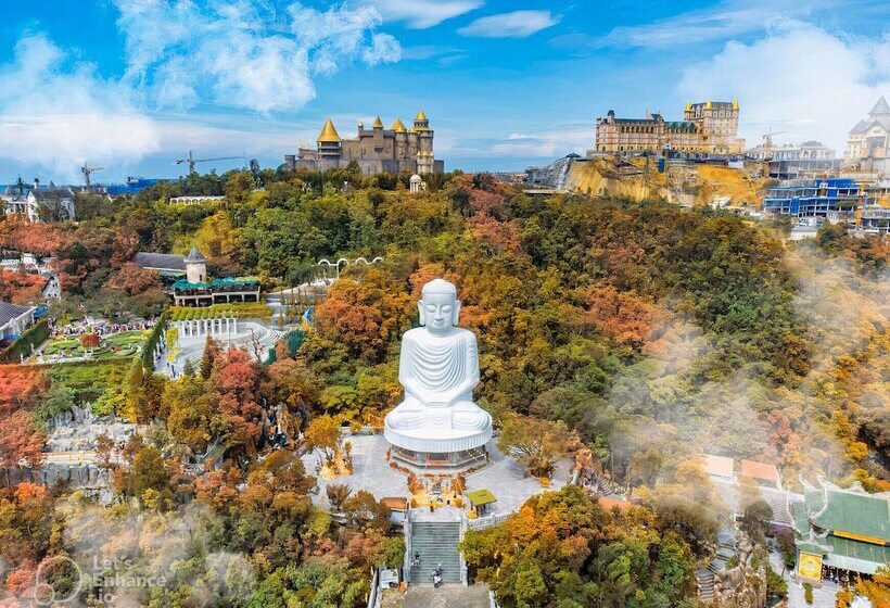 Sofiana My Khe Hotel & Spa  Rooftop Pool Bar