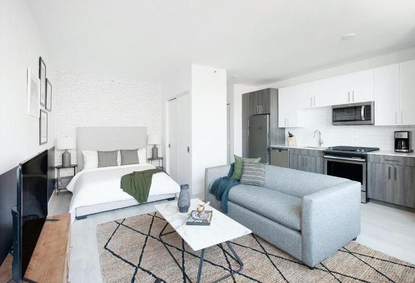 Отель Sonder  Essex On The Park