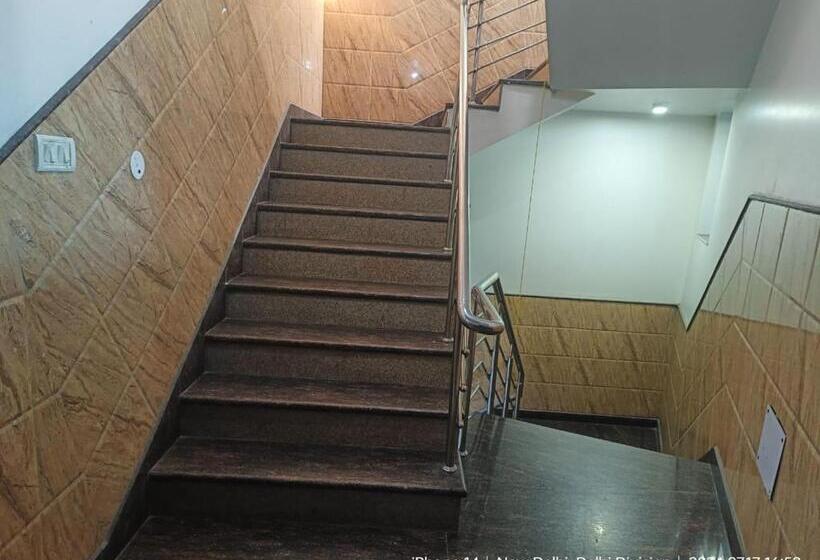 Jet Fox By Aero View Hotel, Delhi Airport