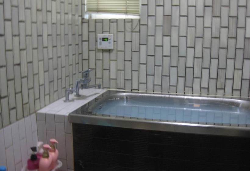 Pension & Craft Shop Hanamizuki