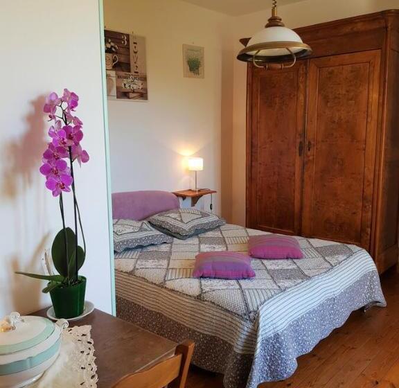 ベッドアンドブレックファースト Chambres D Hôtes Anne Marie